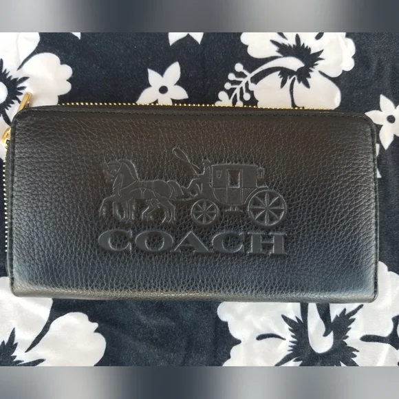 Rare Coach Black Pebbled Leather Wallet With Red Interior - Picture 1 of 13